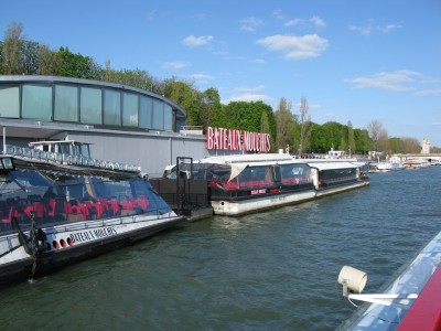 BateauxMouchesSignDepart